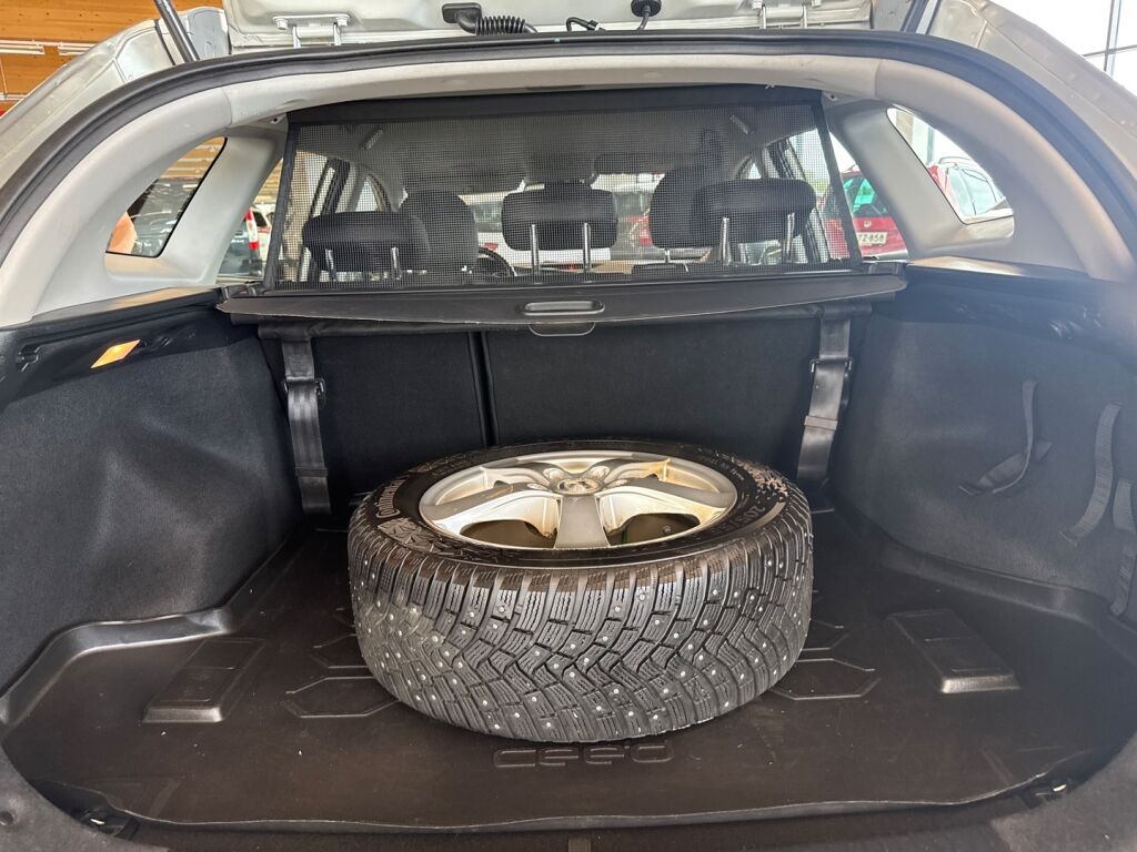 Kia Ceed 2013 Hopea