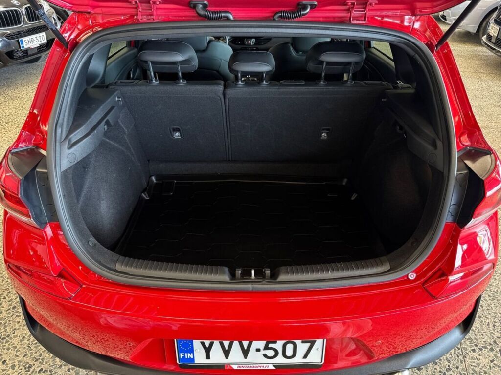 Hyundai i30 5d 2019 Punainen