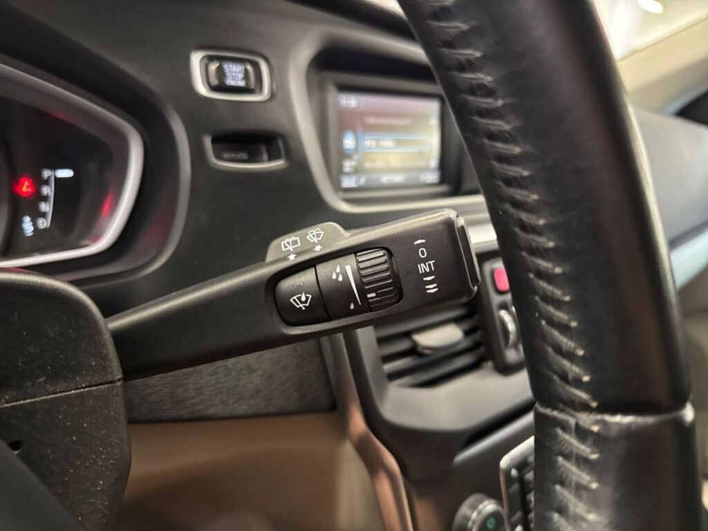 Volvo V40 2013 Harmaa