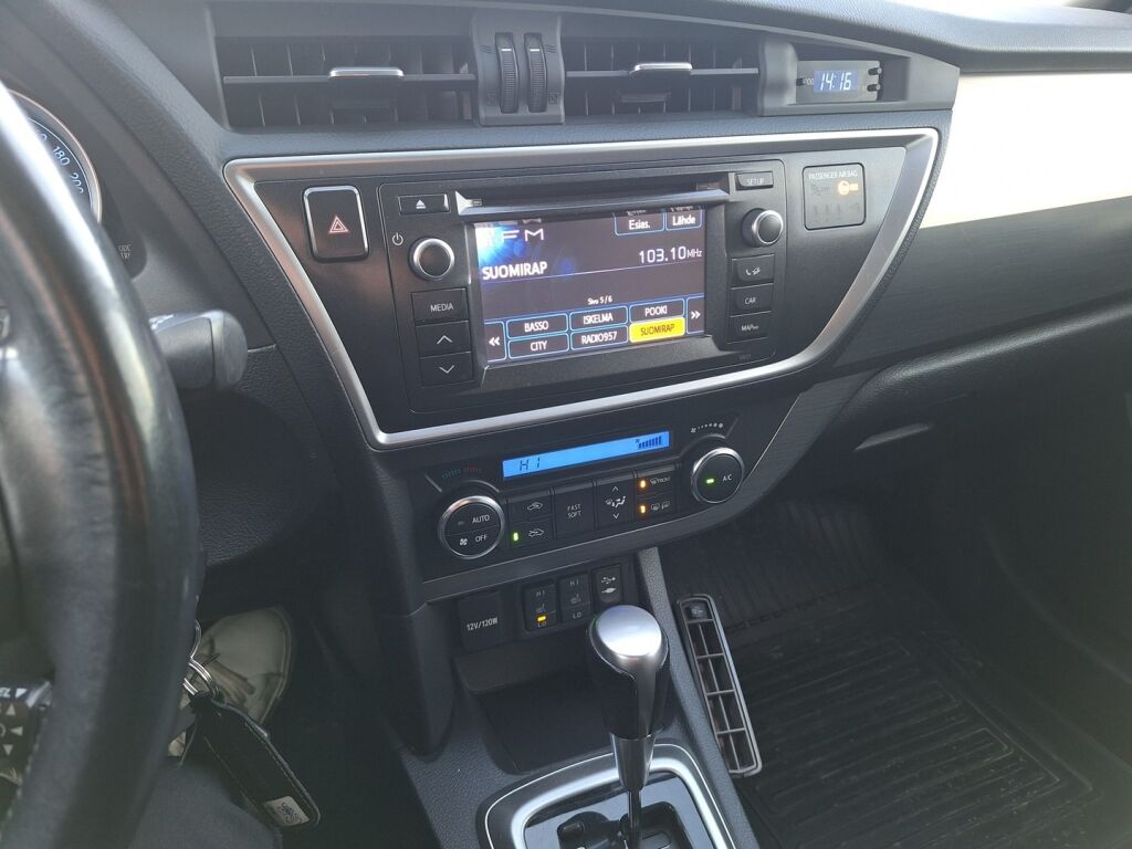 Toyota Auris 2013 Harmaa