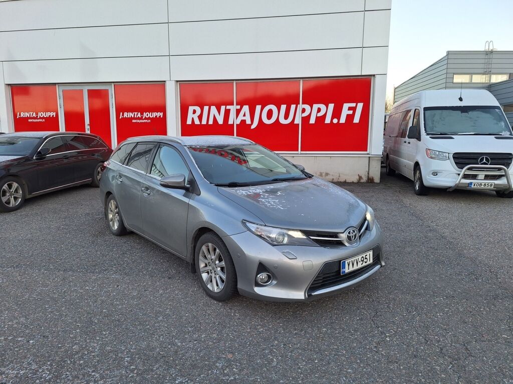 Toyota Auris 2013 Harmaa