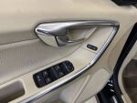 Volvo XC60 2013 Musta
