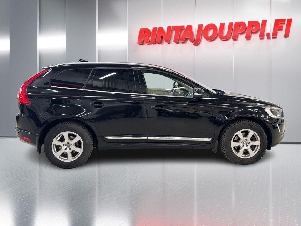 Volvo XC60 2013 Musta
