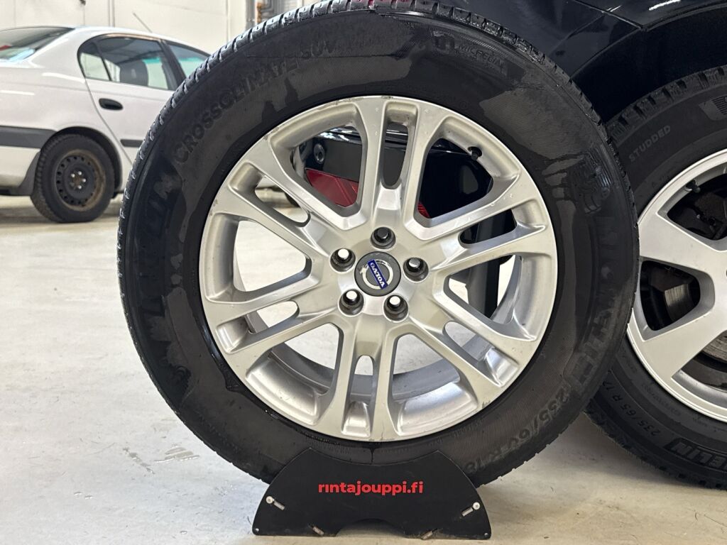 Volvo XC60 2013 Musta
