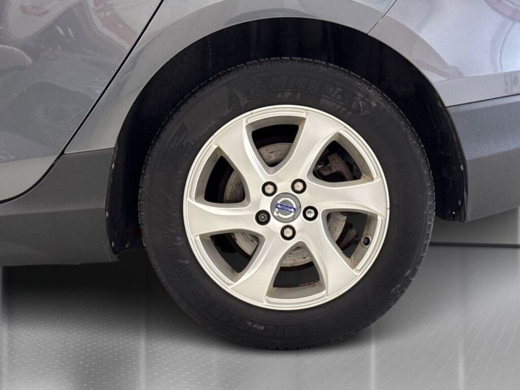 Volvo V40 Cross Country 2013 Harmaa