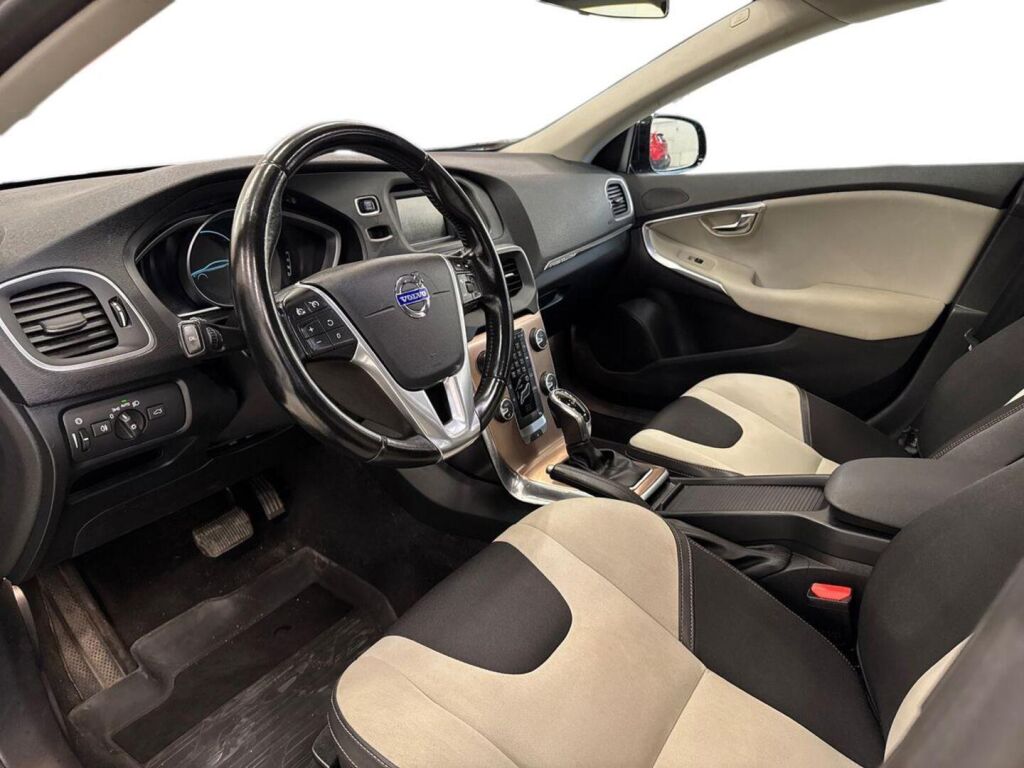 Volvo V40 Cross Country 2013 Harmaa