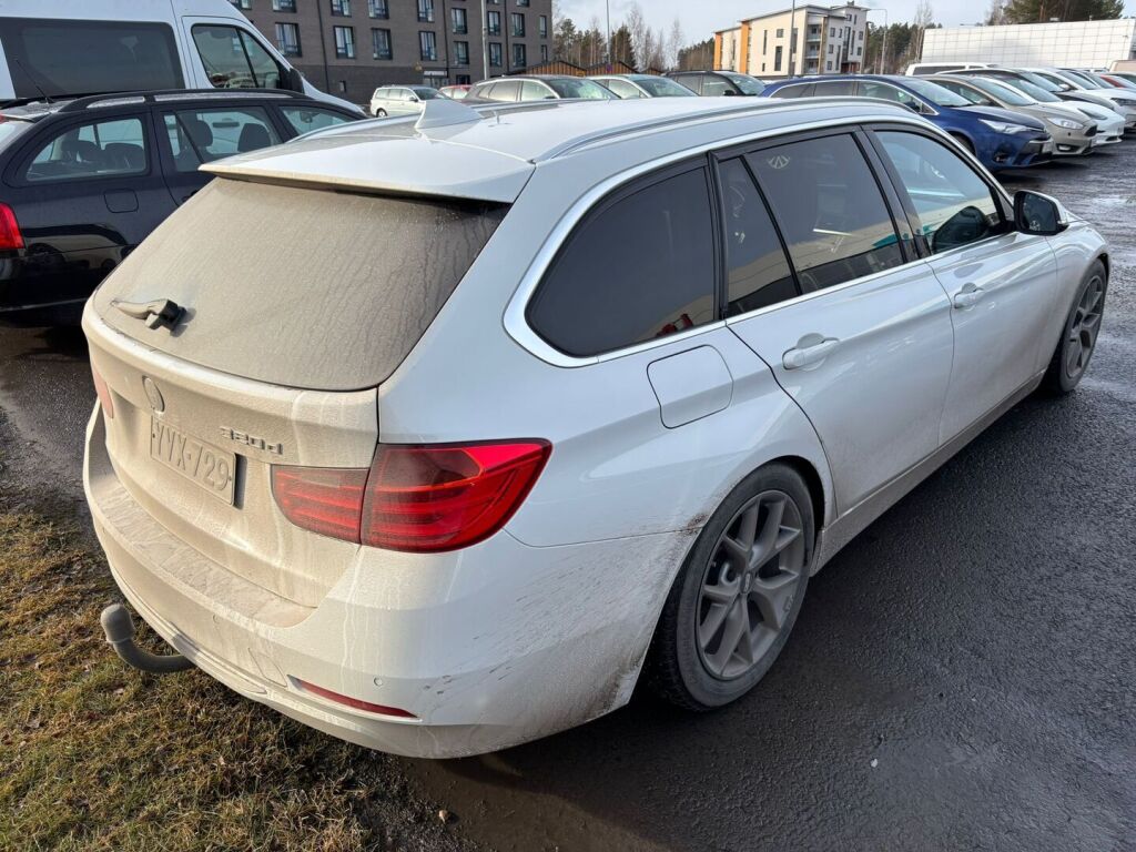 BMW 320 2013 Valkoinen