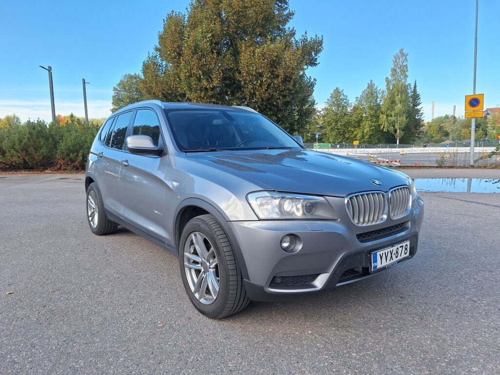 BMW X3 xDrive30d TwinPower Turbo A F25 2011, kuva 2/18