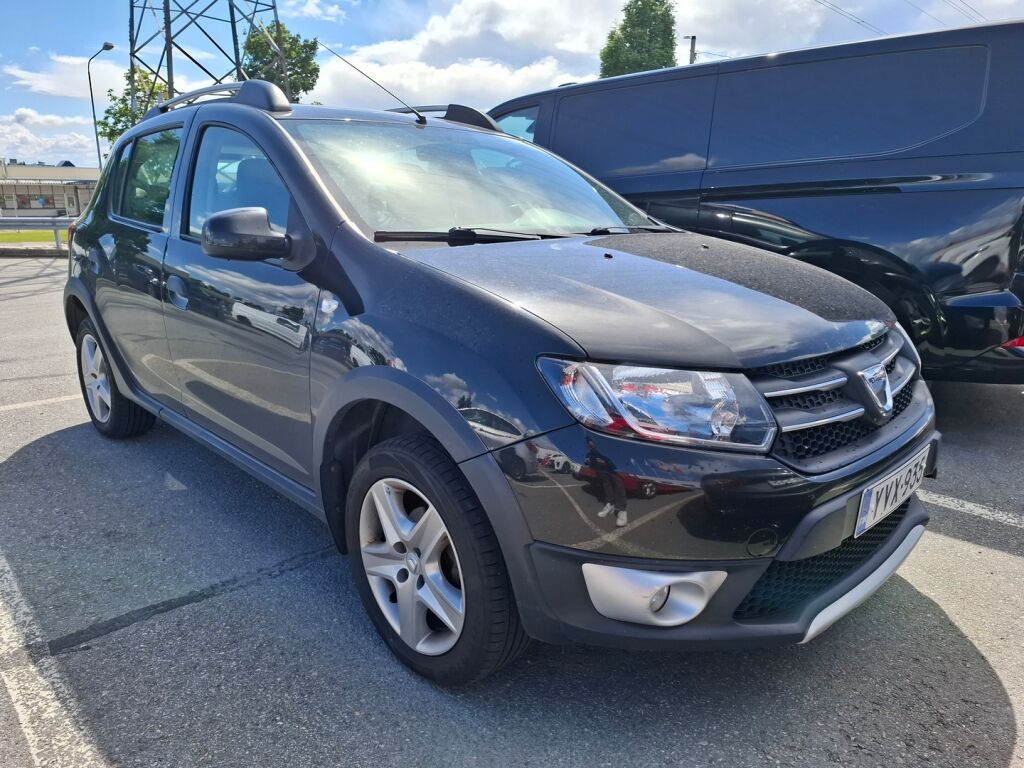 Dacia Sandero 2013 Musta