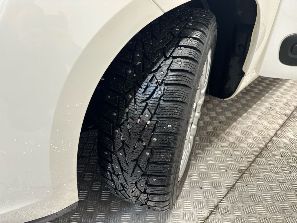 Fiat 500L 2013 Valkoinen