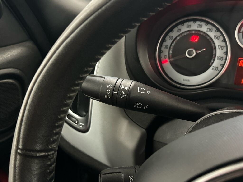 Fiat 500L 2013 Valkoinen