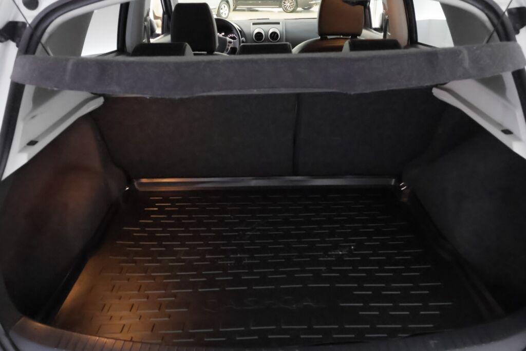 Nissan Qashqai 2013 Valkoinen