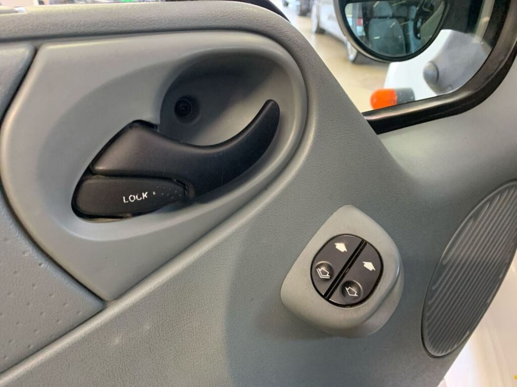 Ford Transit 2013 Valkoinen