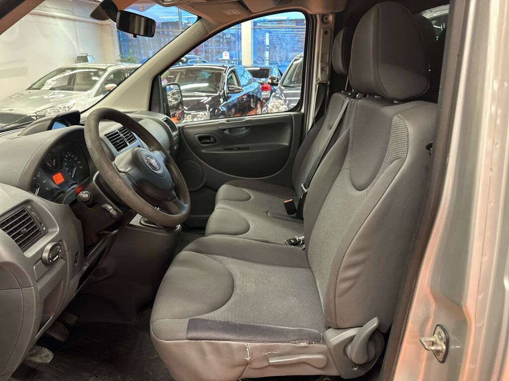 Toyota Proace 2014 Hopea