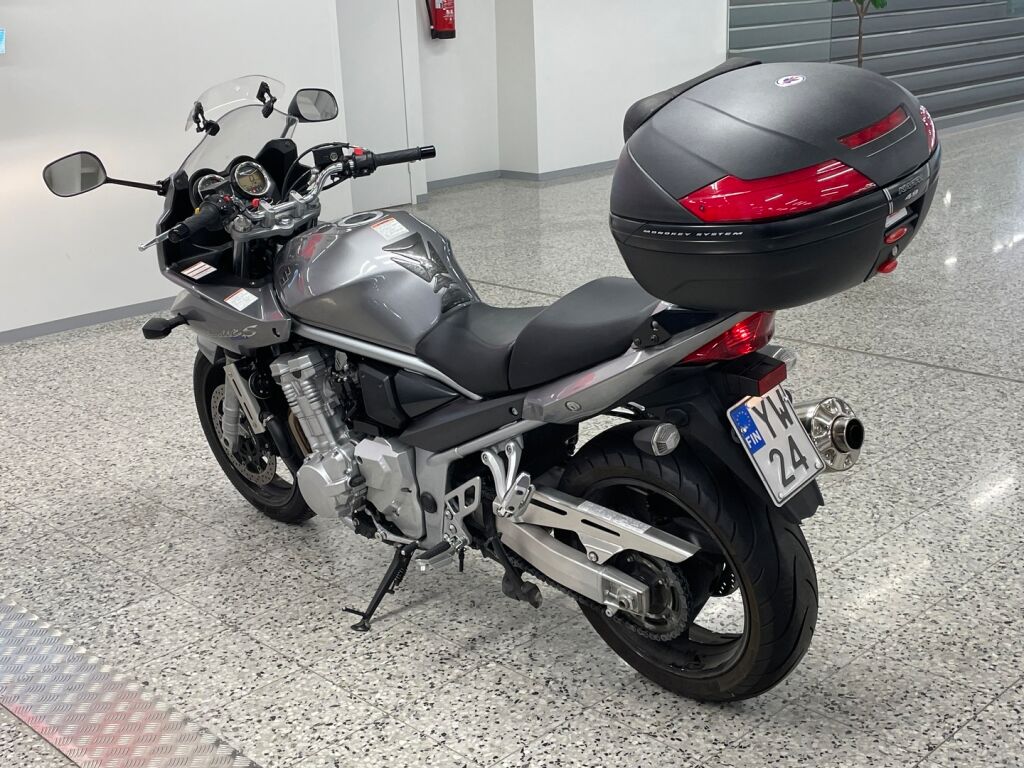 Suzuki GSF 2009 