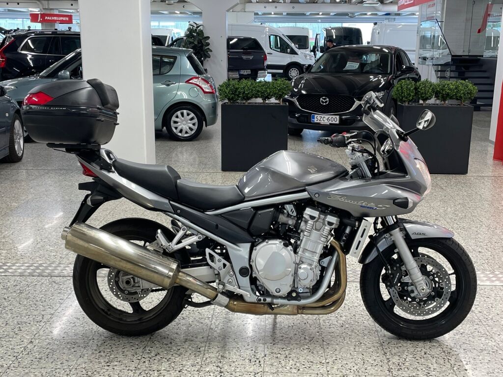 Suzuki GSF 2009 