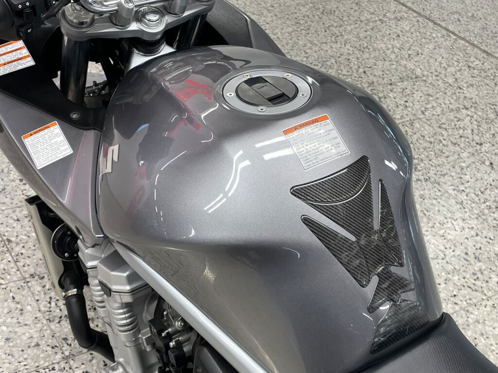Suzuki GSF 2009 