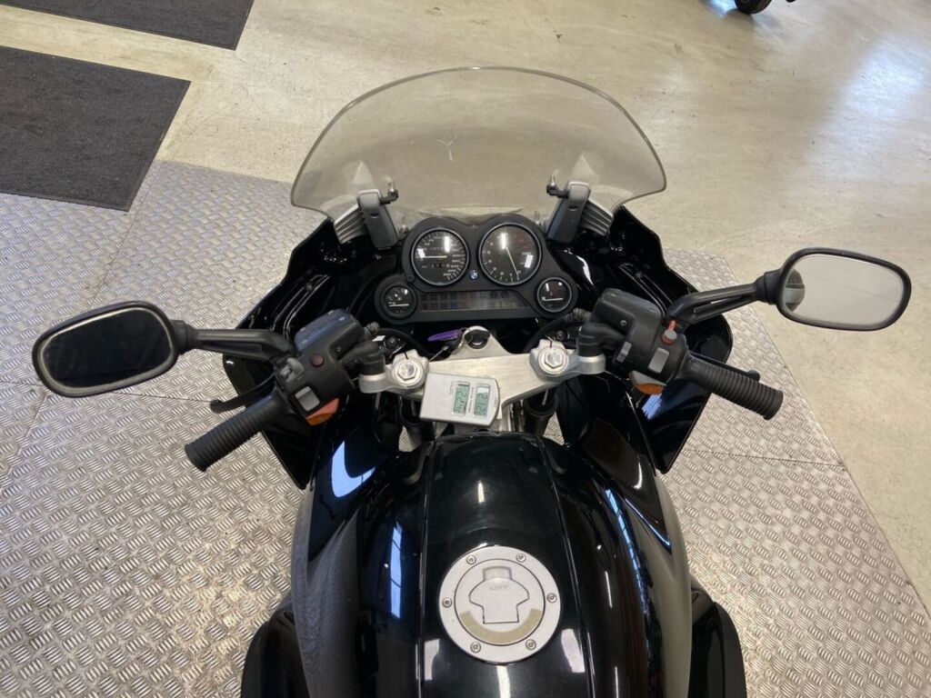 BMW K 2002 Musta