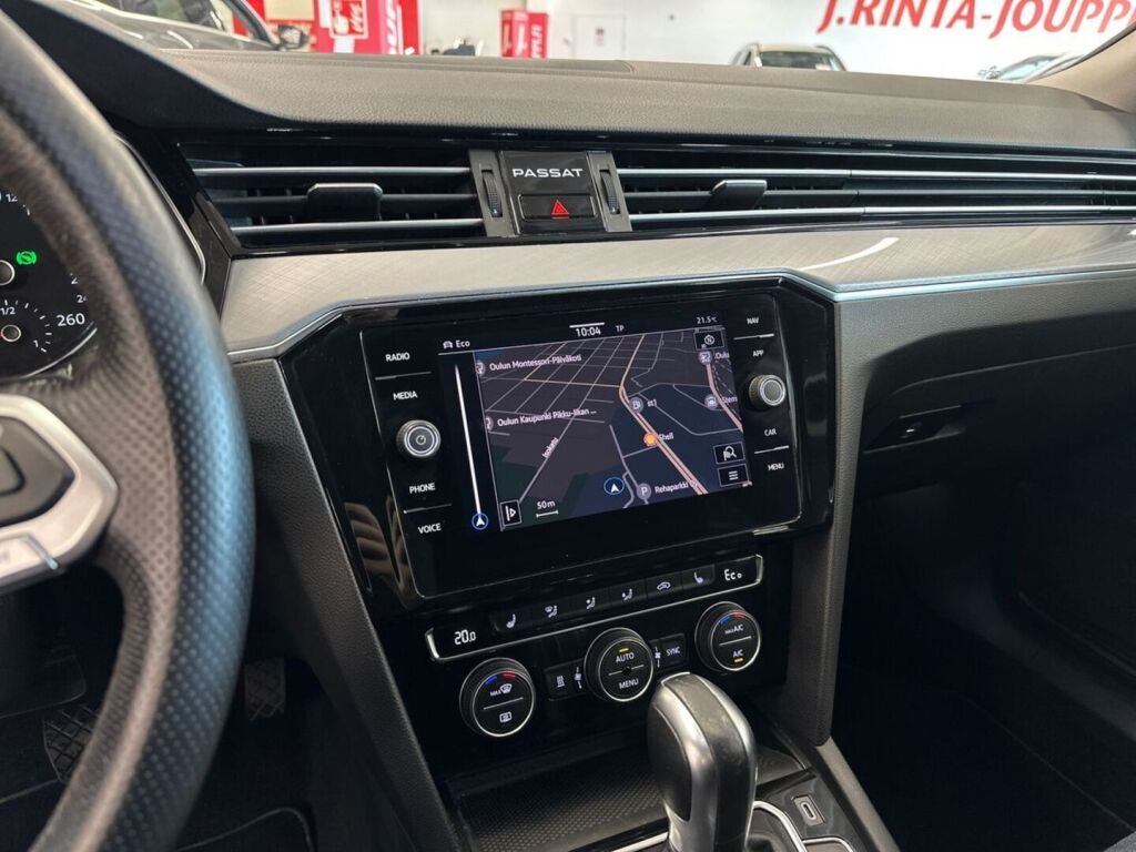 Volkswagen Passat 2020 Musta