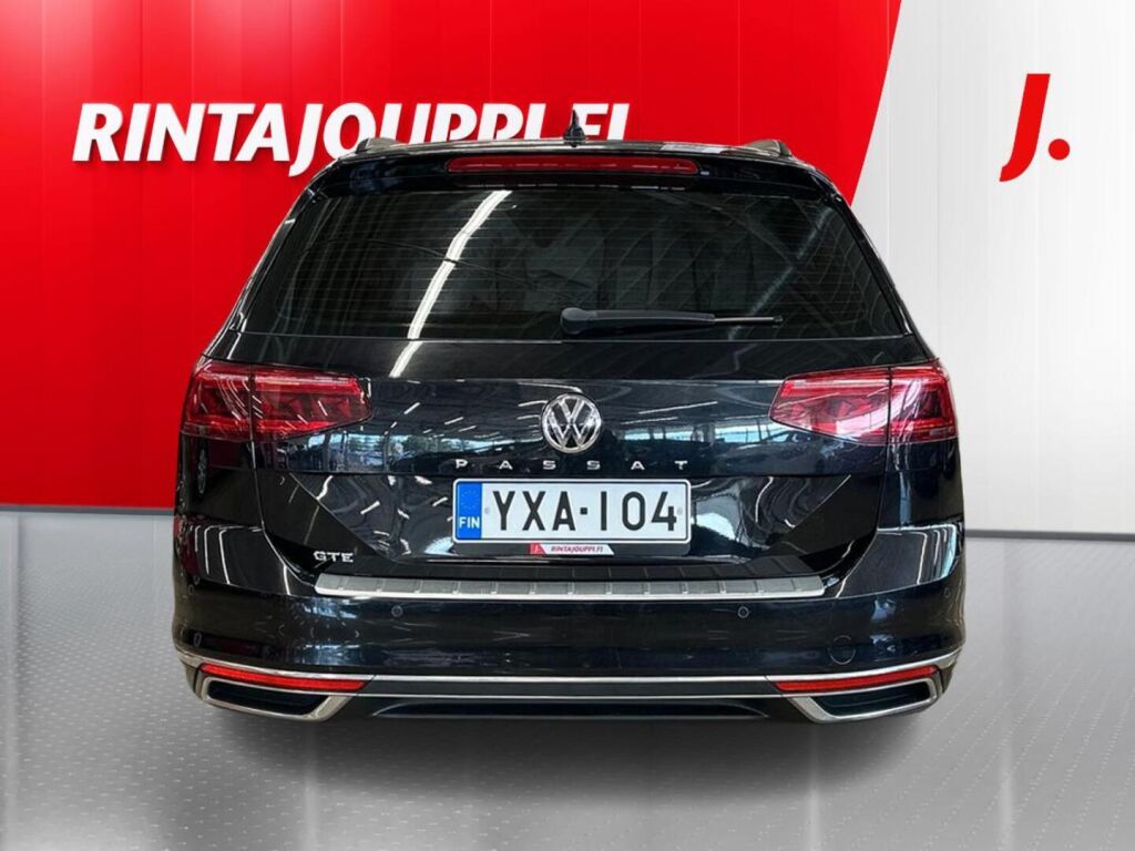 Volkswagen Passat 2020 Musta