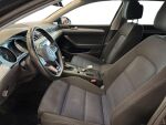 Volkswagen Passat 2020 Musta