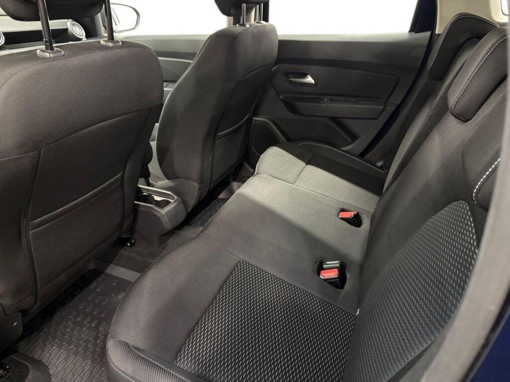 Dacia Duster 2019 Sininen
