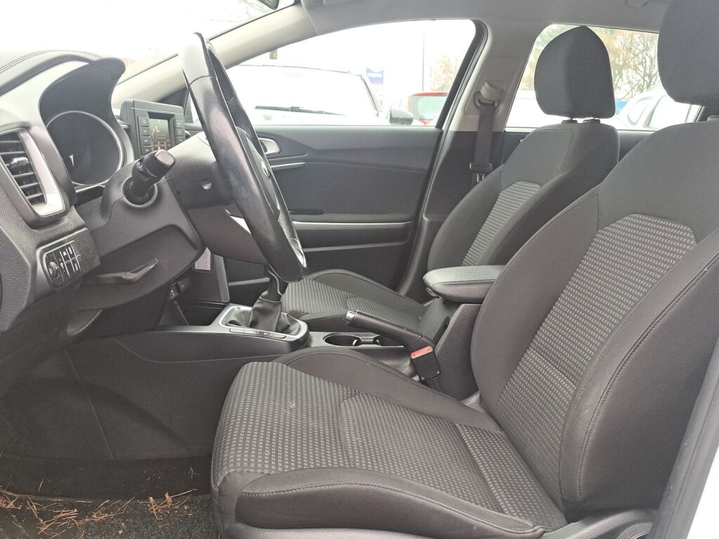 Kia Ceed 2019 Valkoinen