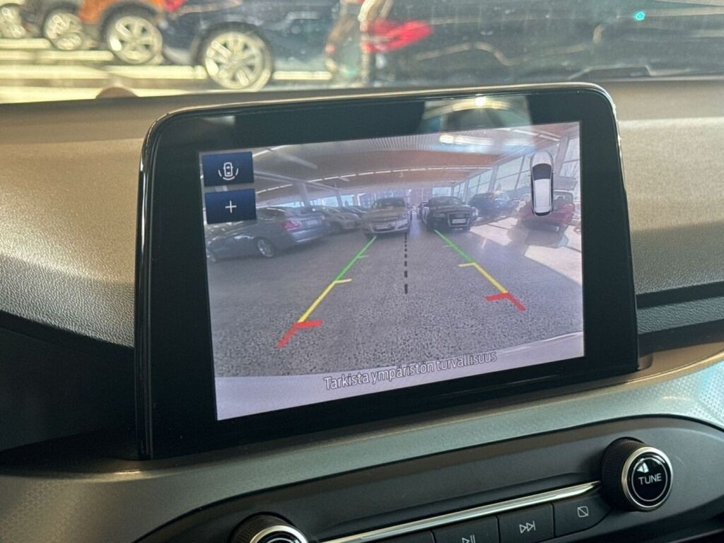 Ford Focus 2020 Valkoinen