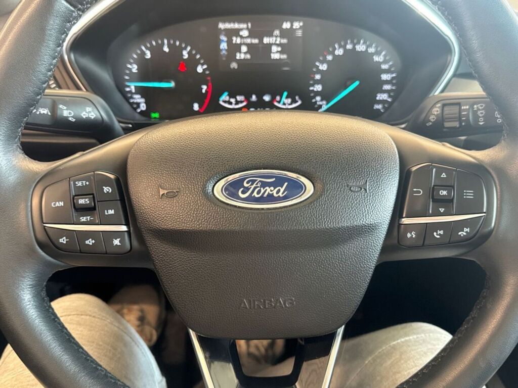 Ford Focus 2020 Valkoinen