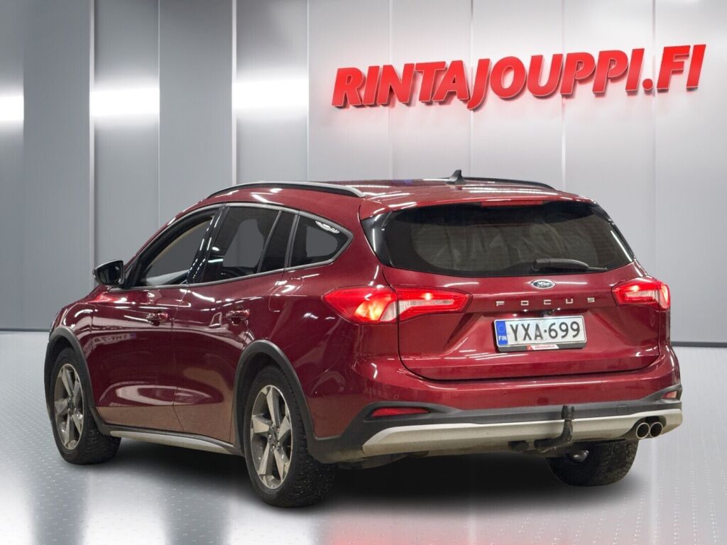 Ford Focus 2020 Punainen