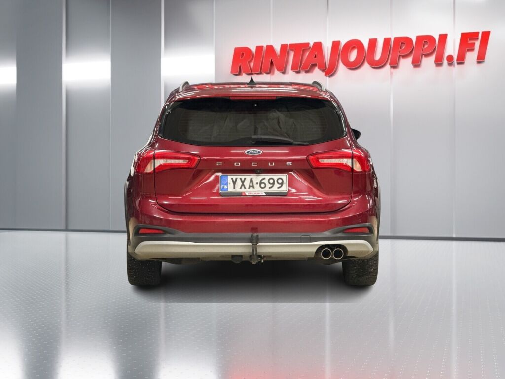 Ford Focus 2020 Punainen