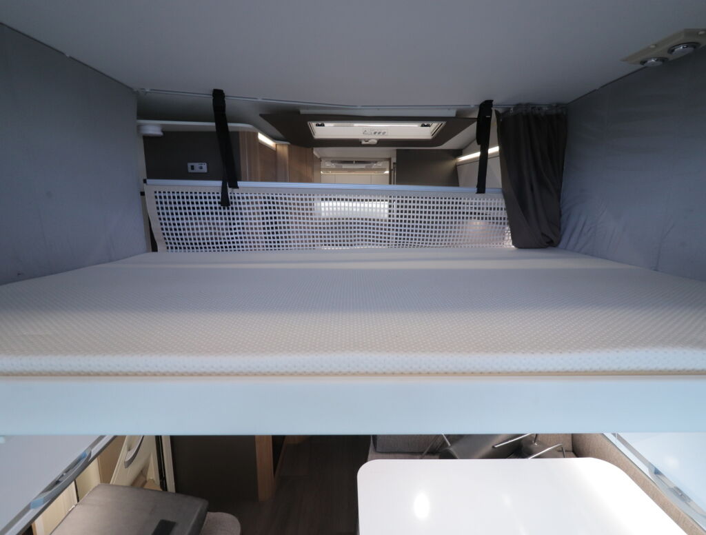 Adria MATRIX SUPREME 670 SC ALDE 2020 Harmaa