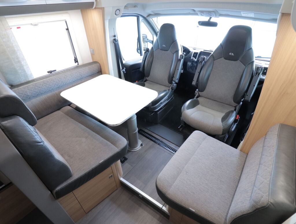 Adria MATRIX SUPREME 670 SC ALDE 2020 Harmaa