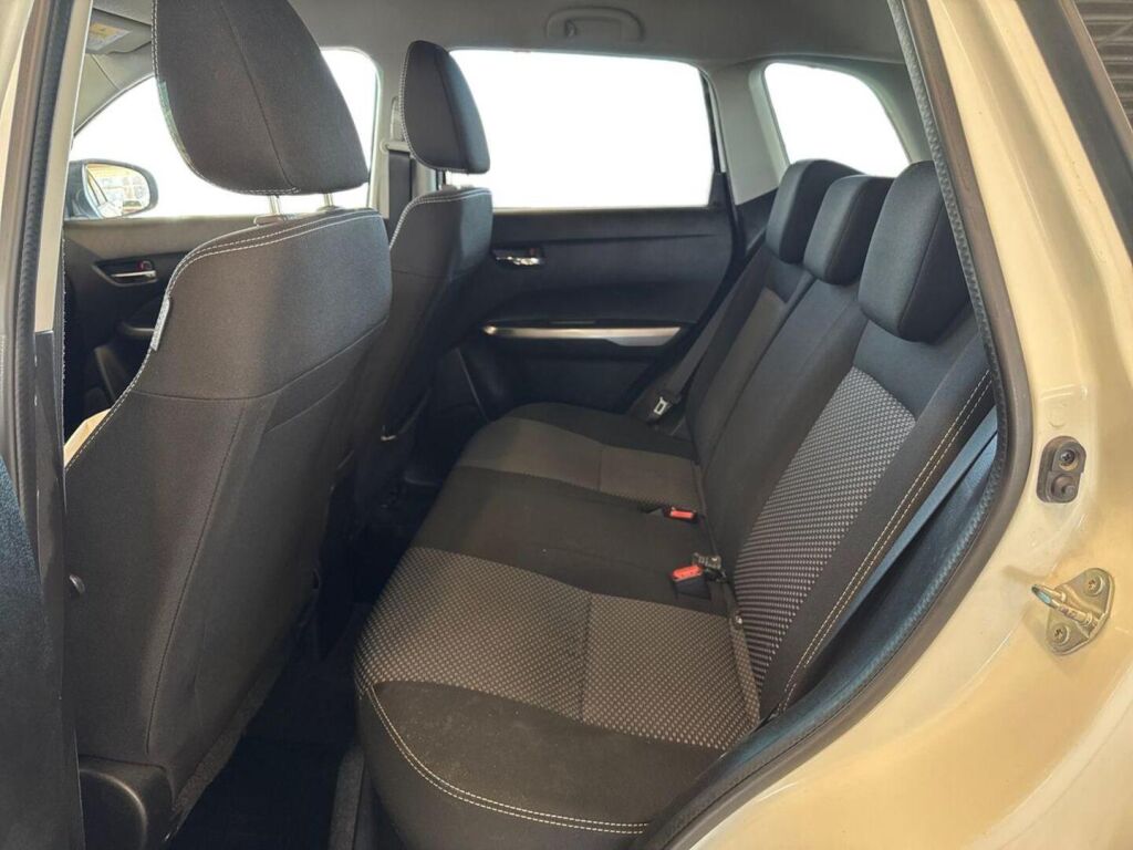 Suzuki Vitara 2020 Valkoinen