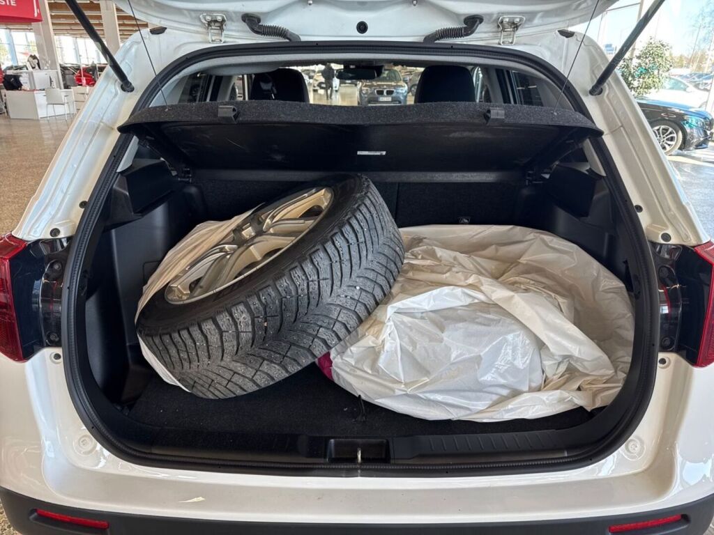 Suzuki Vitara 2020 Valkoinen