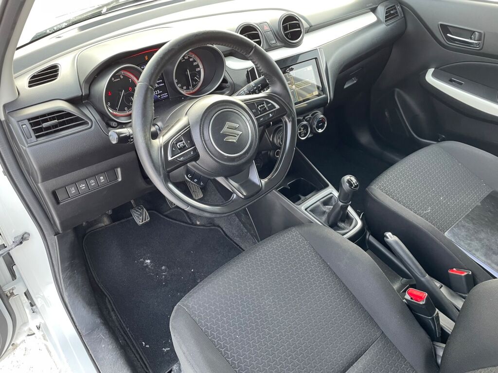 Suzuki Swift 2020 Valkoinen
