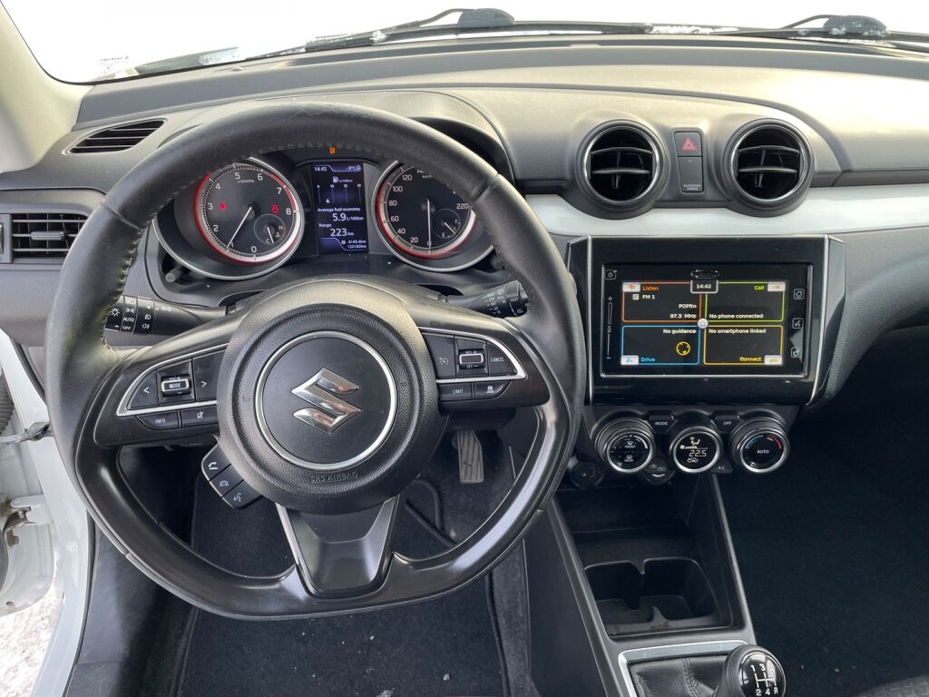 Suzuki Swift 2020 Valkoinen