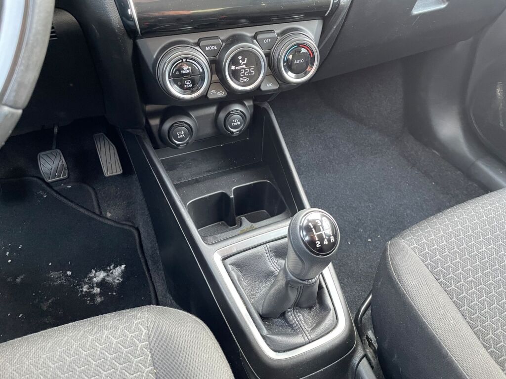 Suzuki Swift 2020 Valkoinen