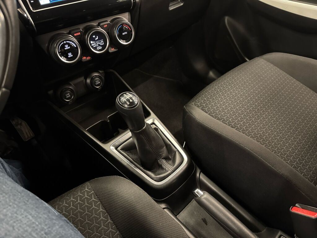 Suzuki Swift 2020 Valkoinen