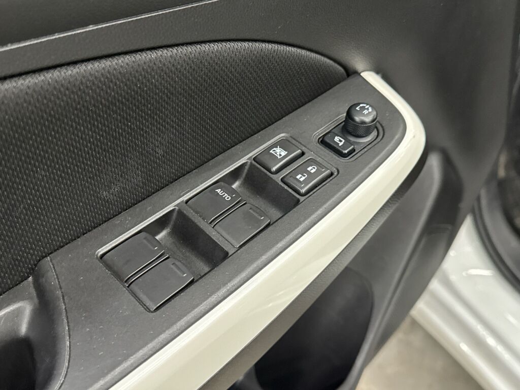 Suzuki Swift 2020 Valkoinen