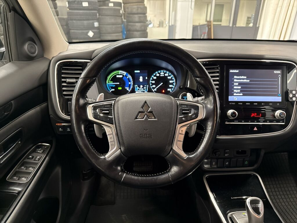 Mitsubishi Outlander PHEV 2021 Valkoinen