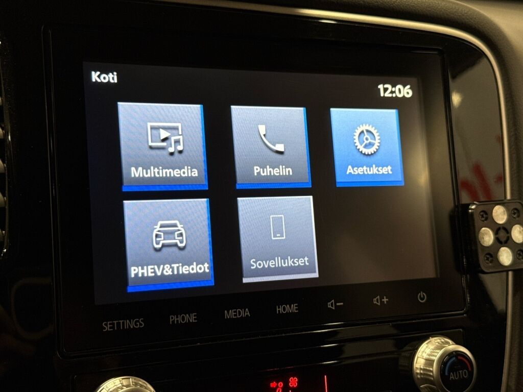 Mitsubishi Outlander PHEV 2021 Valkoinen