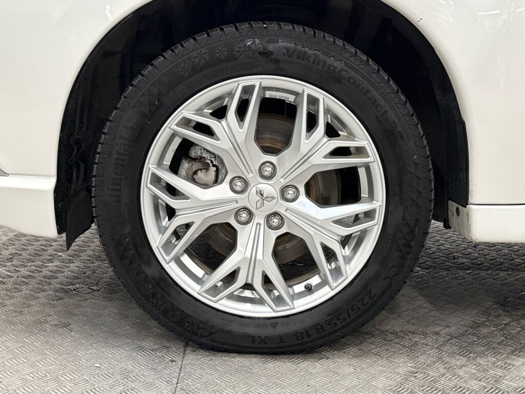 Mitsubishi Outlander PHEV 2021 Valkoinen