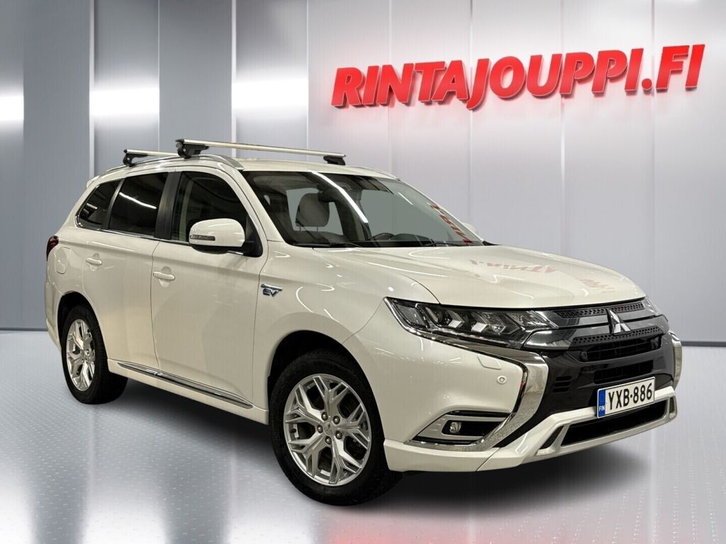 Mitsubishi Outlander PHEV 2021 Valkoinen