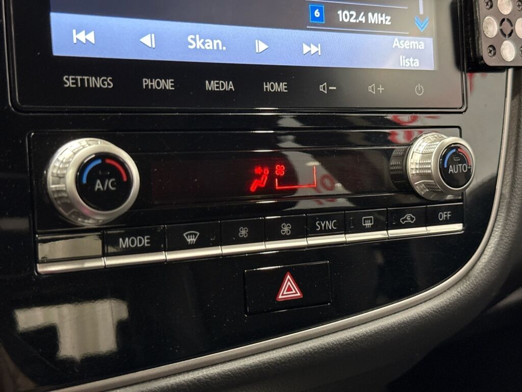 Mitsubishi Outlander PHEV 2021 Valkoinen