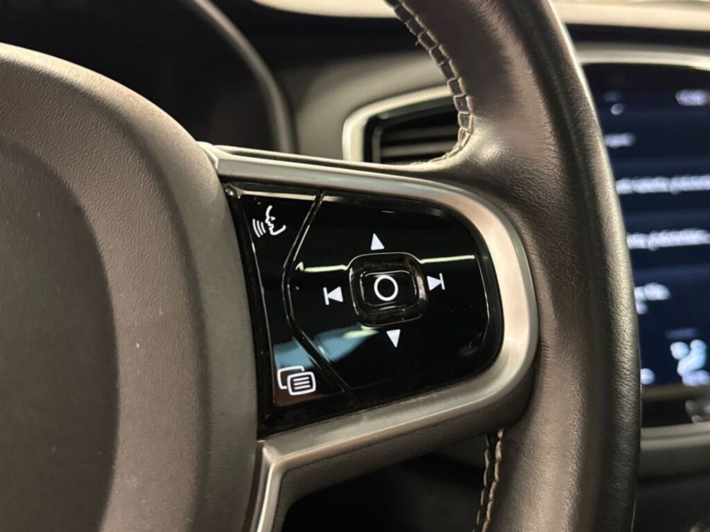 Volvo XC90 2020 Harmaa