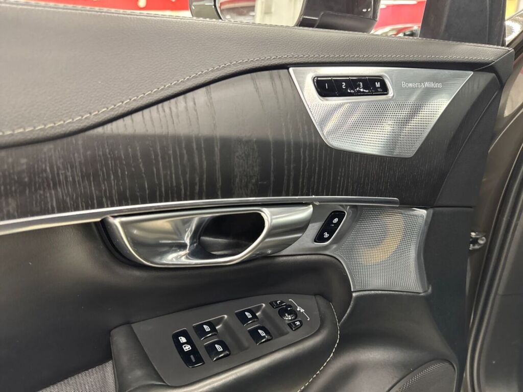 Volvo XC90 2020 Harmaa