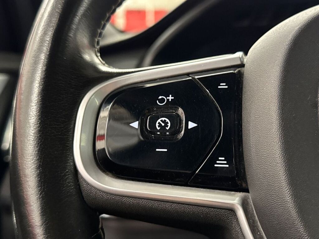 Volvo XC90 2020 Harmaa