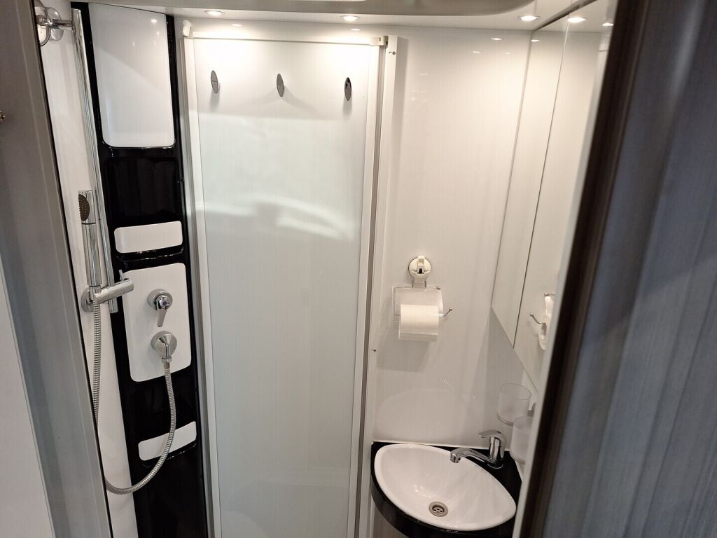 Hobby Optima 2020 Valkoinen