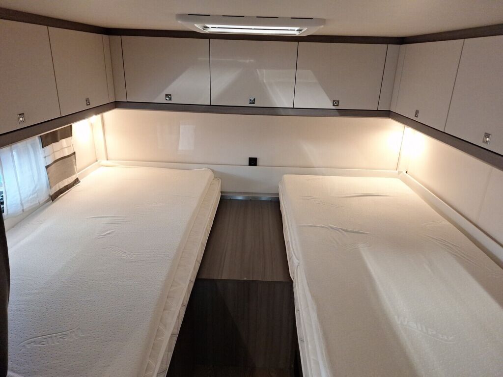 Hobby Optima 2020 Valkoinen